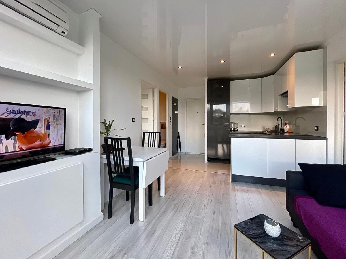 Sasi - Cozy Apartment For 6 People In Centre 华沙 外观 照片