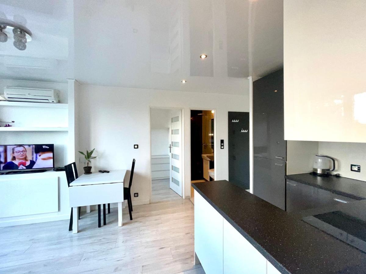 Sasi - Cozy Apartment For 6 People In Centre 华沙 外观 照片